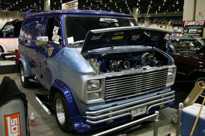 Illustration for article titled 2009 Detroit Autorama: Vannin' Is Back!